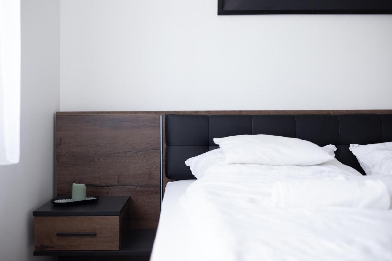 Apartamento Smart Square With Free Parking Debrecen Exterior foto